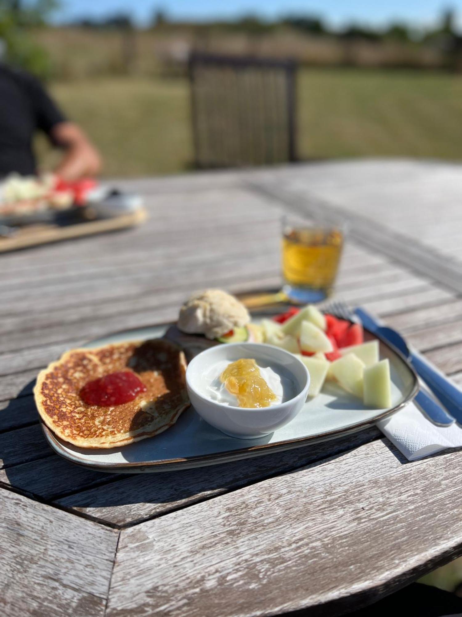 Backadal Gard Bnb Ystad Ngoại thất bức ảnh
